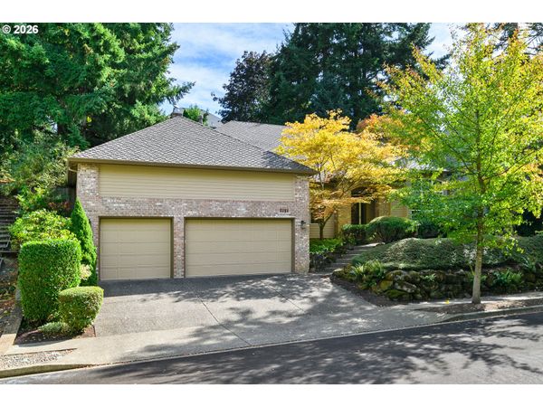 2215 BRANDON PL, West Linn, OR 97068