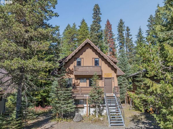 30397 E BLOSSOM TRL, Government Camp, OR 97028