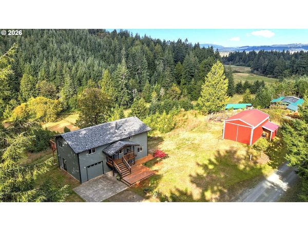 92209 HILLTOP LN, Coquille, OR 97423