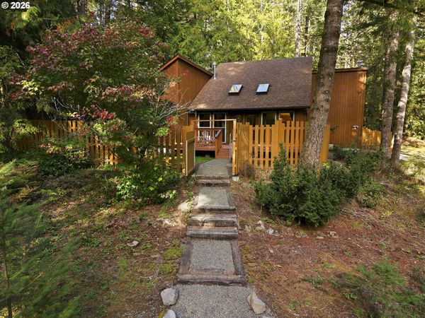 69881 E ALPINE NORTH CT, Rhododendron, OR 97049