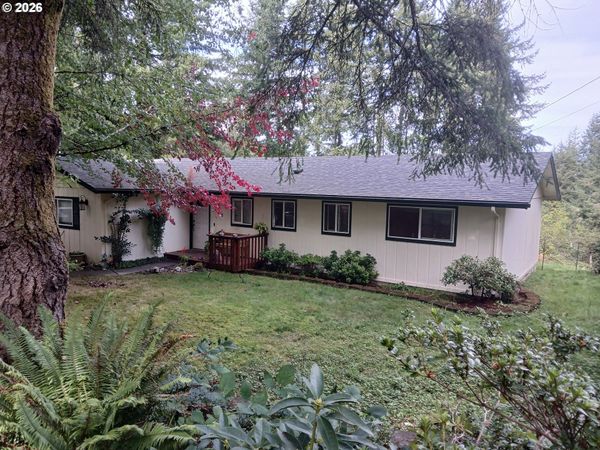 94805 SUNNYSIDE LN, Coquille, OR 97423