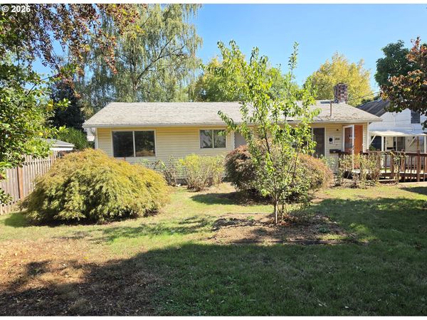 512 S HOWARD ST, Newberg, OR 97132