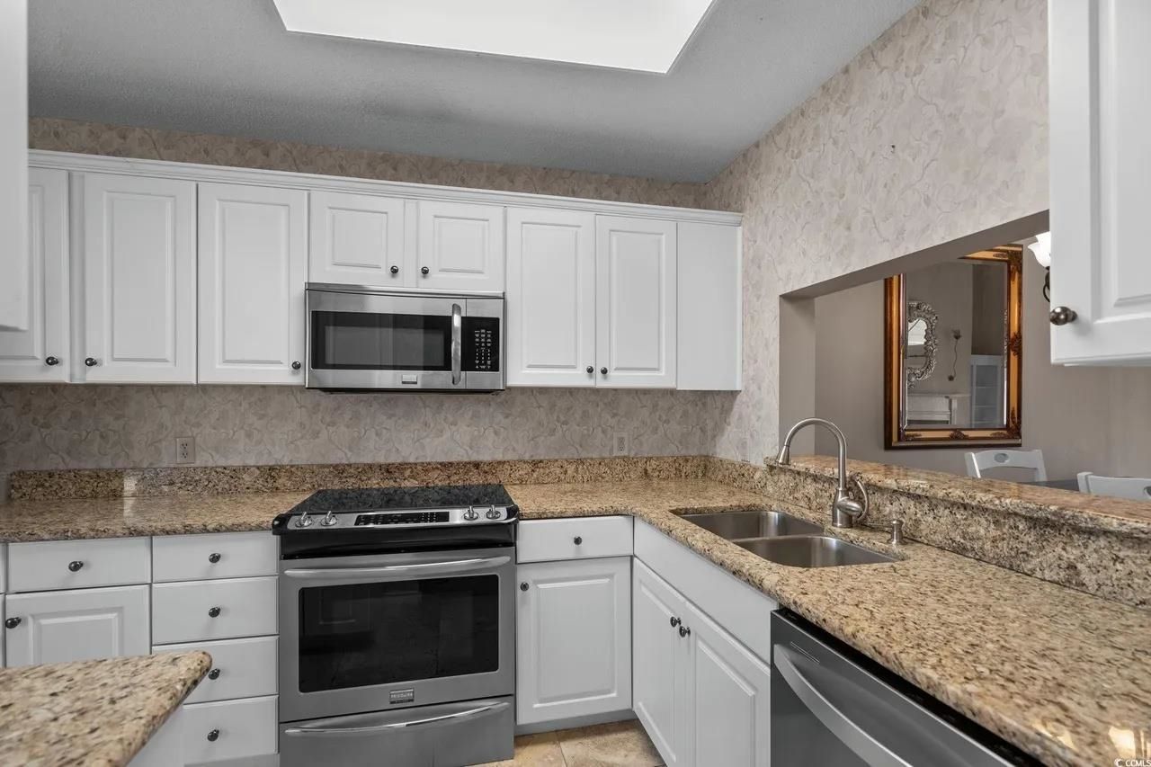 3835 Masters Ct. Photo 12