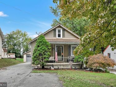 261 W POPLAR STREET, FLEETWOOD, PA 19522
