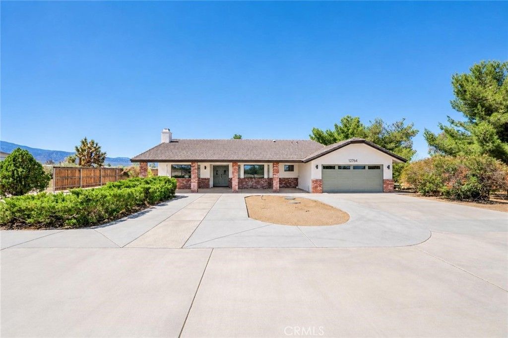 12764 Oasis Road, Pinon Hills, CA 92372 Main Photo