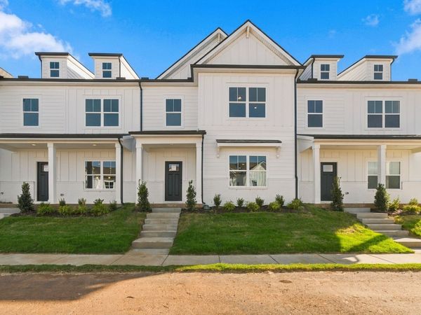 211 Martindale Lane , Clarksville, TN 37043