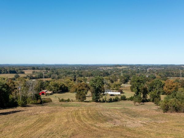 1600 Smith Rd, Lebanon, TN 37087