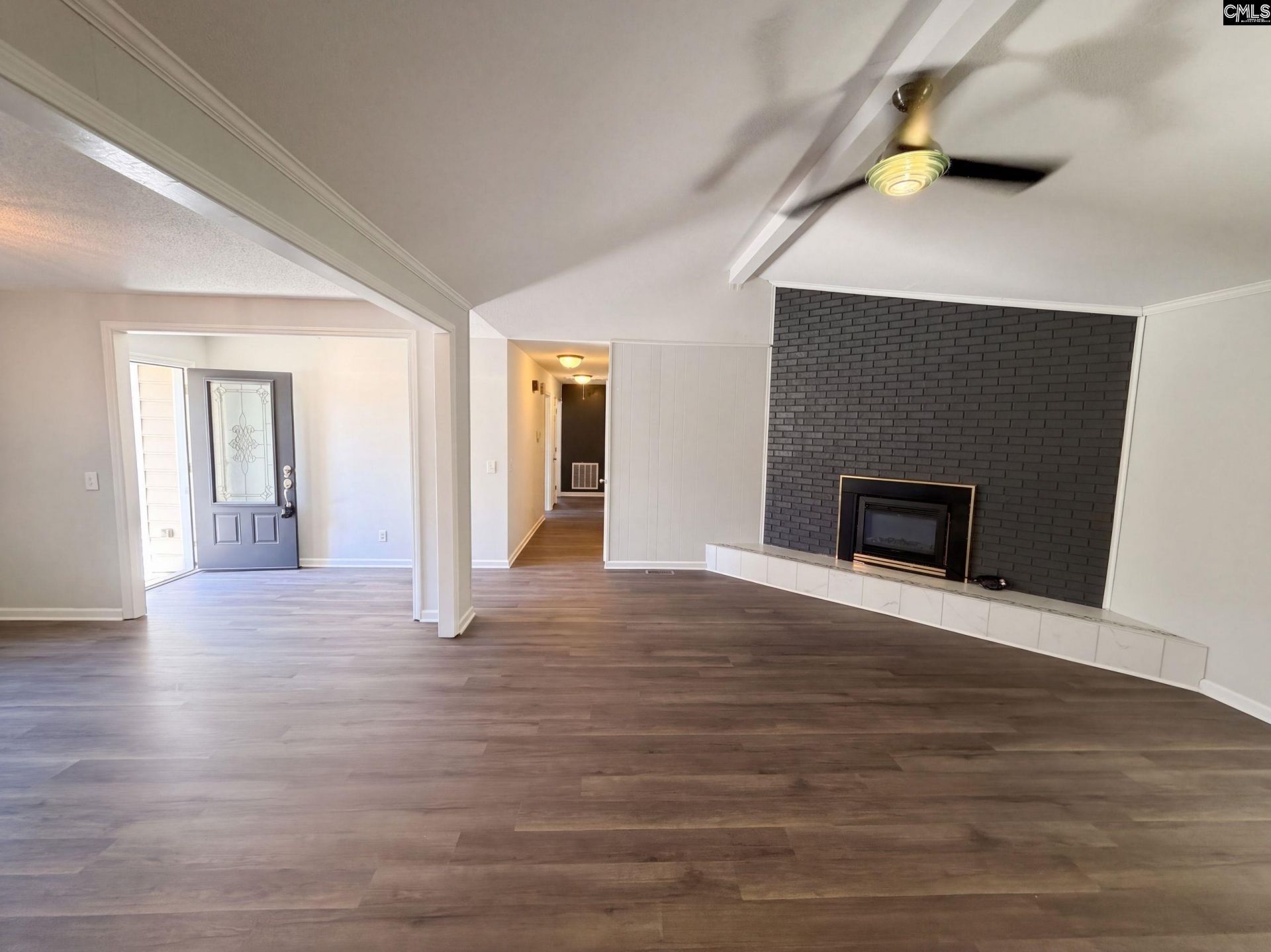 148 Whitwood Circle  Photo 12