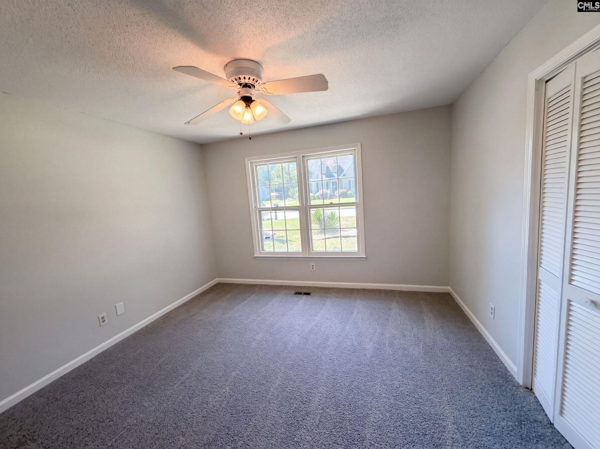 148 Whitwood Circle  Photo 16