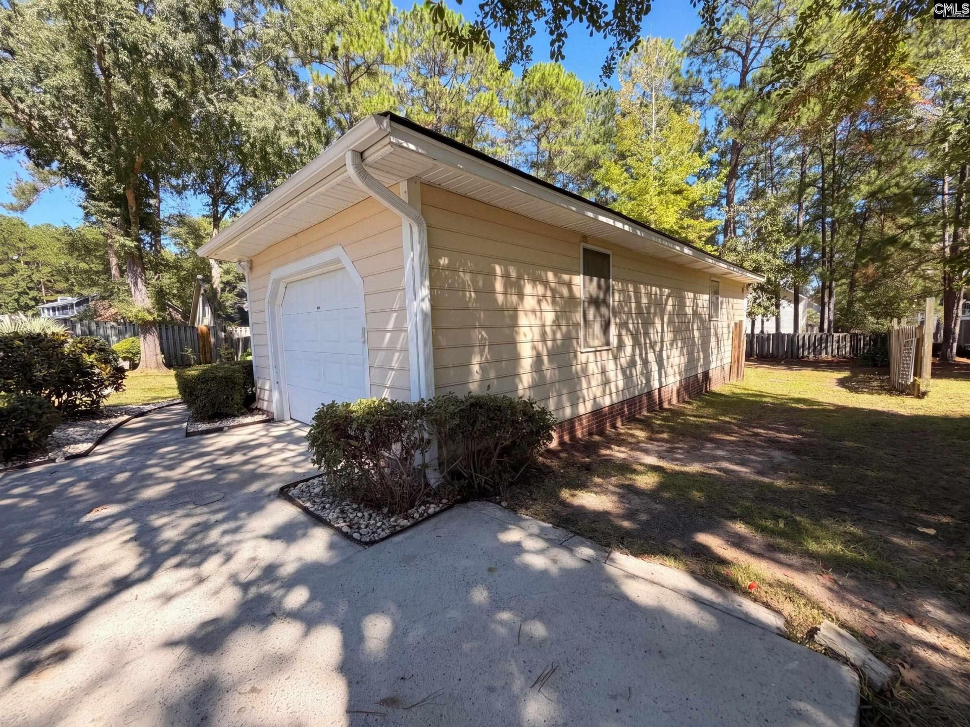 148 Whitwood Circle  Photo 23