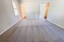 148 Whitwood Circle  photo 4