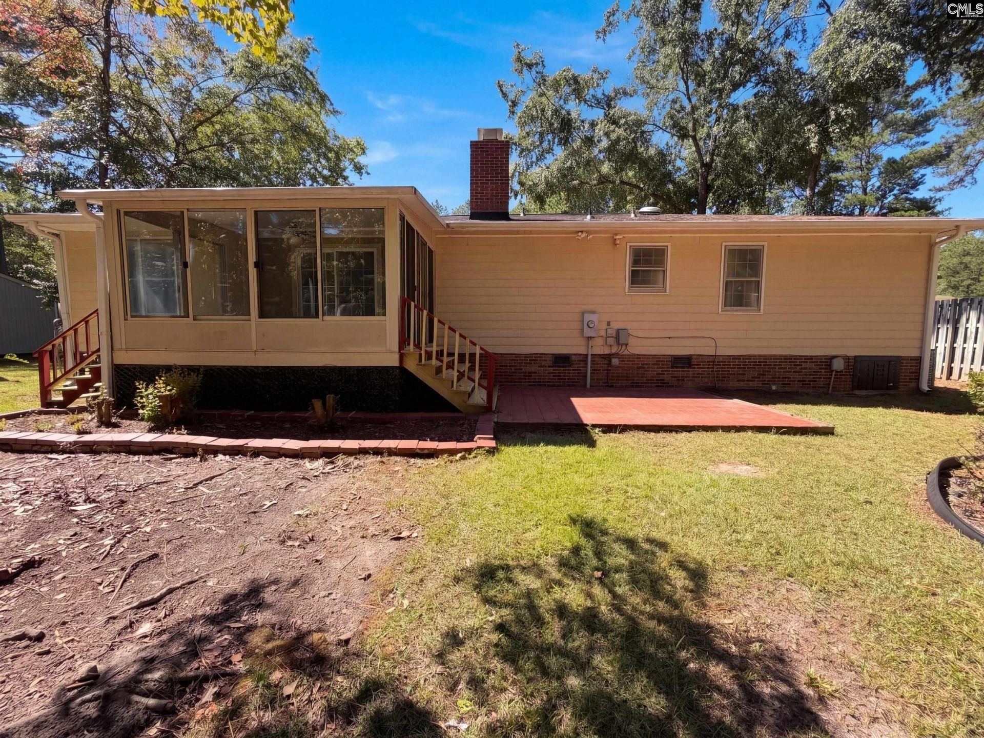 148 Whitwood Circle  Photo 5