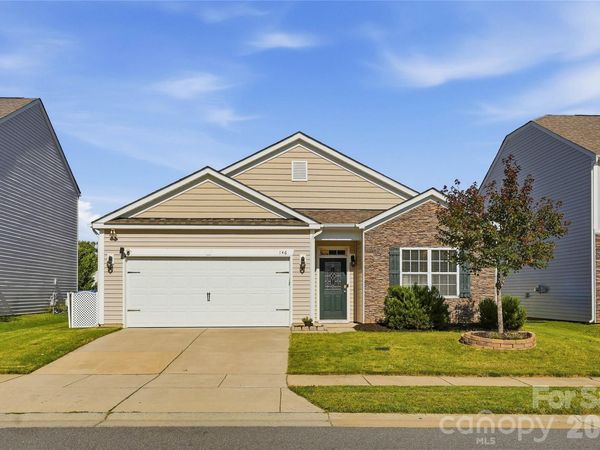 146 N Cromwell Drive , Mooresville, NC 28115