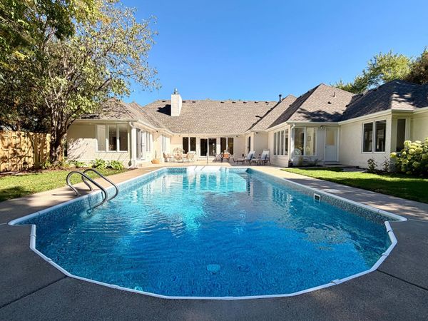 10725 Purdey Road , Eden Prairie, MN 55347