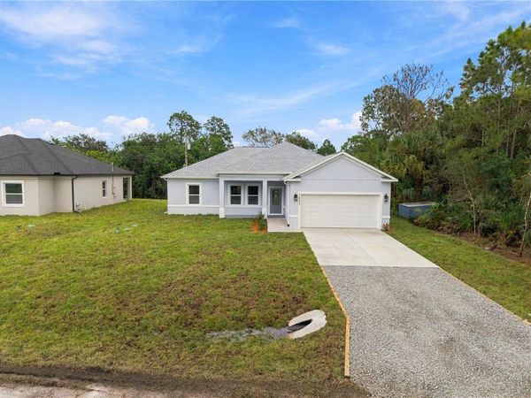 7956 104th Avenue , Vero Beach, FL 32967
