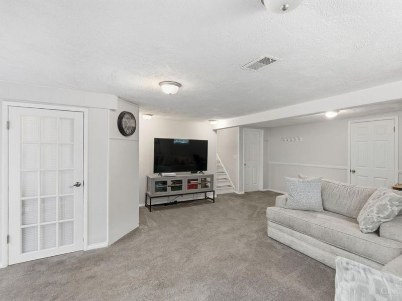 11701 Thistlehill Drive, Symmes Township, OH 45140 Photo 29
