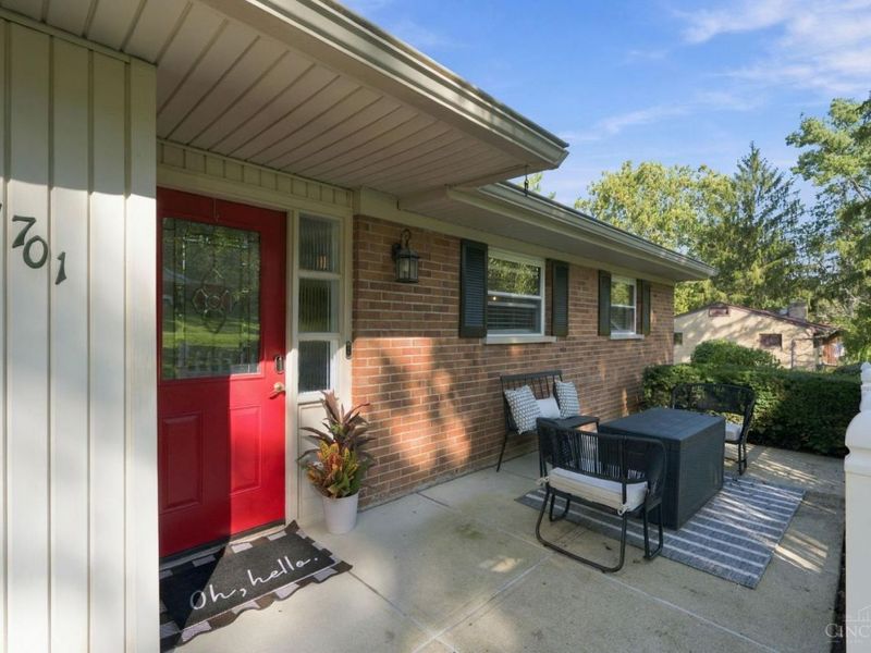 11701 Thistlehill Drive, Symmes Township, OH 45140 Photo 4