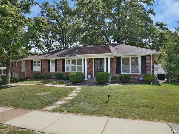 3216 Yorkchester Drive, St Louis, MO 63129