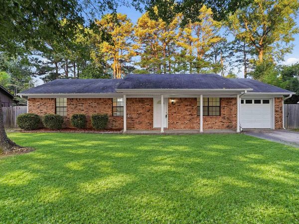 2301 Carywood Dr , Bryant, AR 72022
