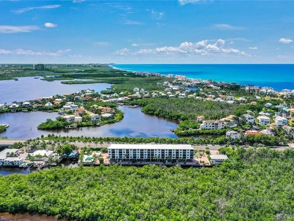 5220 Bonita Beach RD SW, Unit 204, BONITA SPRINGS, FL 34134