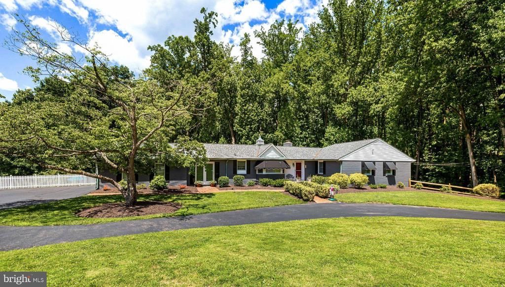 3915 DANCE MILL ROAD, PHOENIX, MD 21131