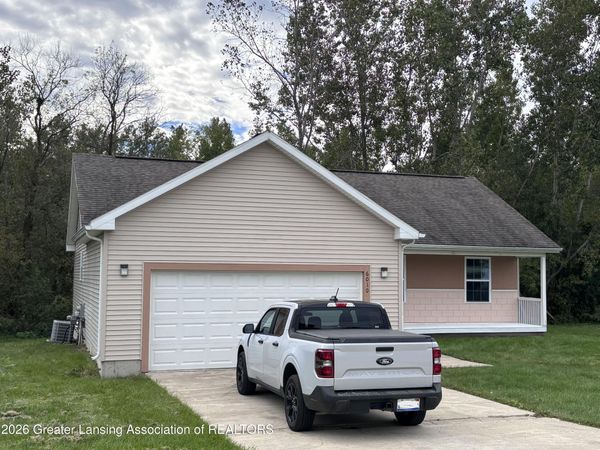 6010 Anchor Cove, Dimondale, MI 48821