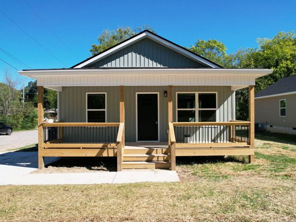 1016 Tunnel Boulevard, Chattanooga, TN 37411
