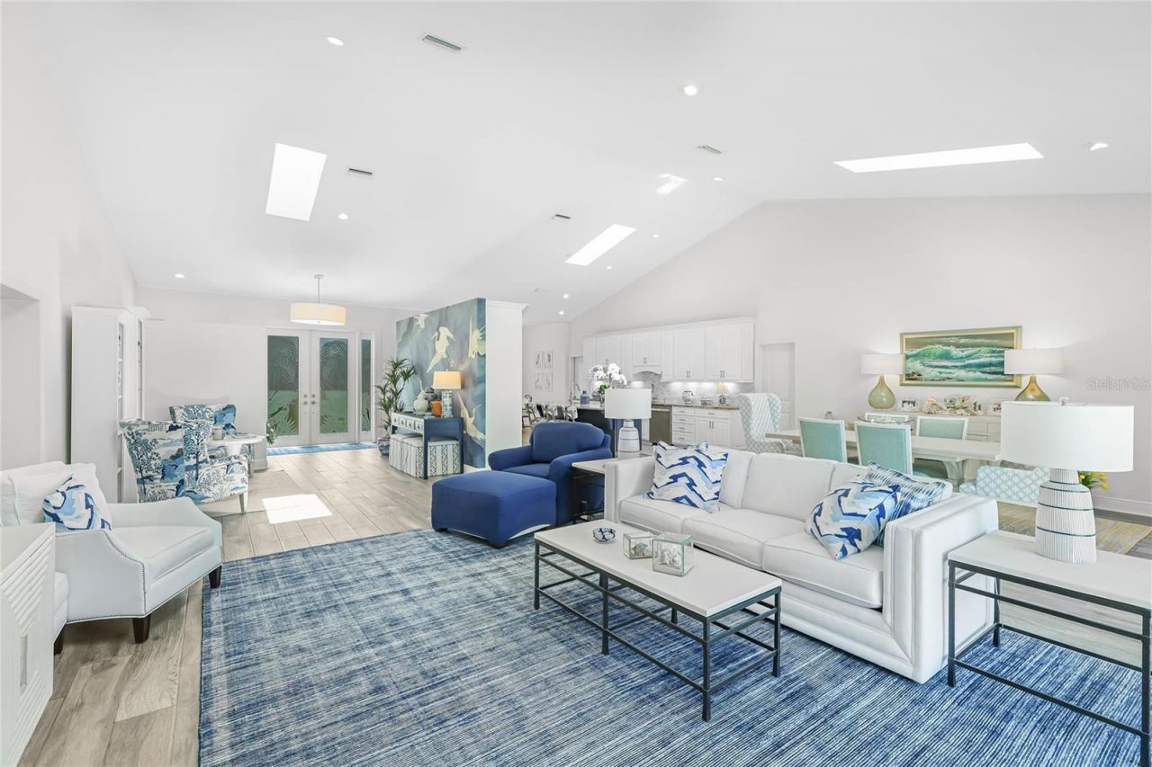 7780 Holiday Drive N, Sarasota, FL 34231 Photo