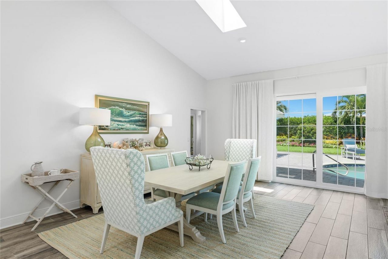 7780 Holiday Drive N, Sarasota, FL 34231 Photo