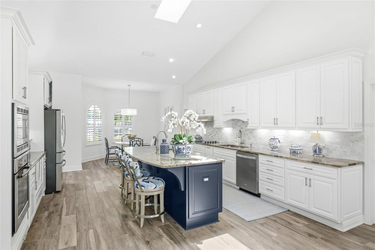 7780 Holiday Drive N, Sarasota, FL 34231 Photo