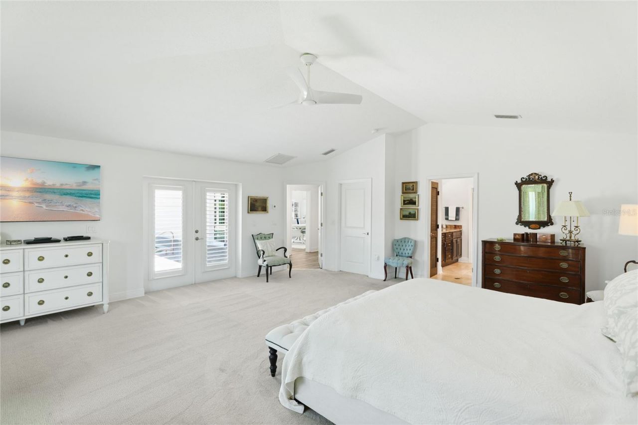 7780 Holiday Drive N, Sarasota, FL 34231 Photo