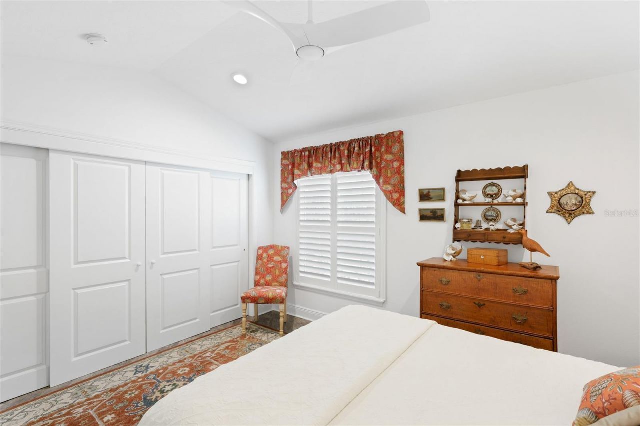 7780 Holiday Drive N, Sarasota, FL 34231 Photo