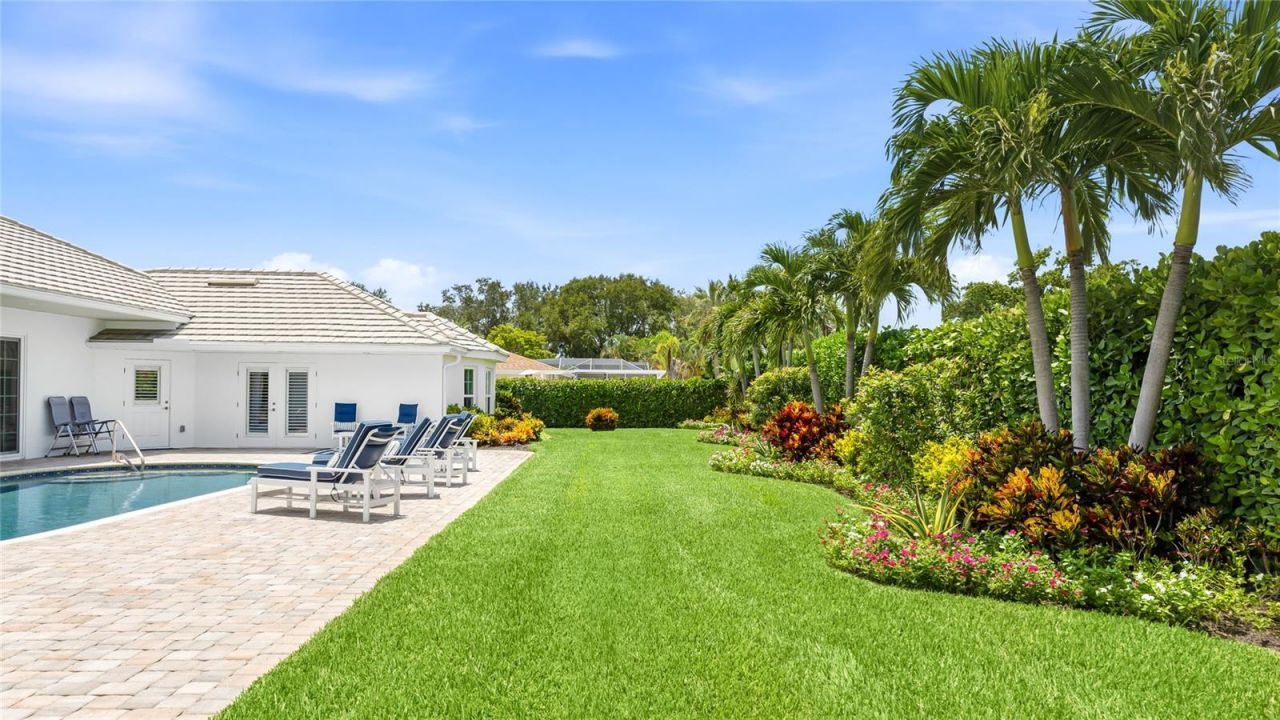 7780 Holiday Drive N, Sarasota, FL 34231 Photo