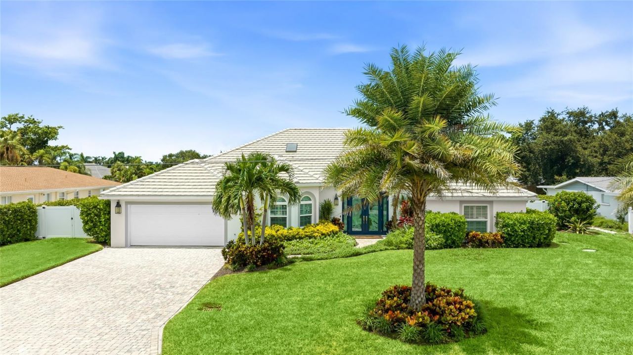 7780 Holiday Drive N, Sarasota, FL 34231 Photo