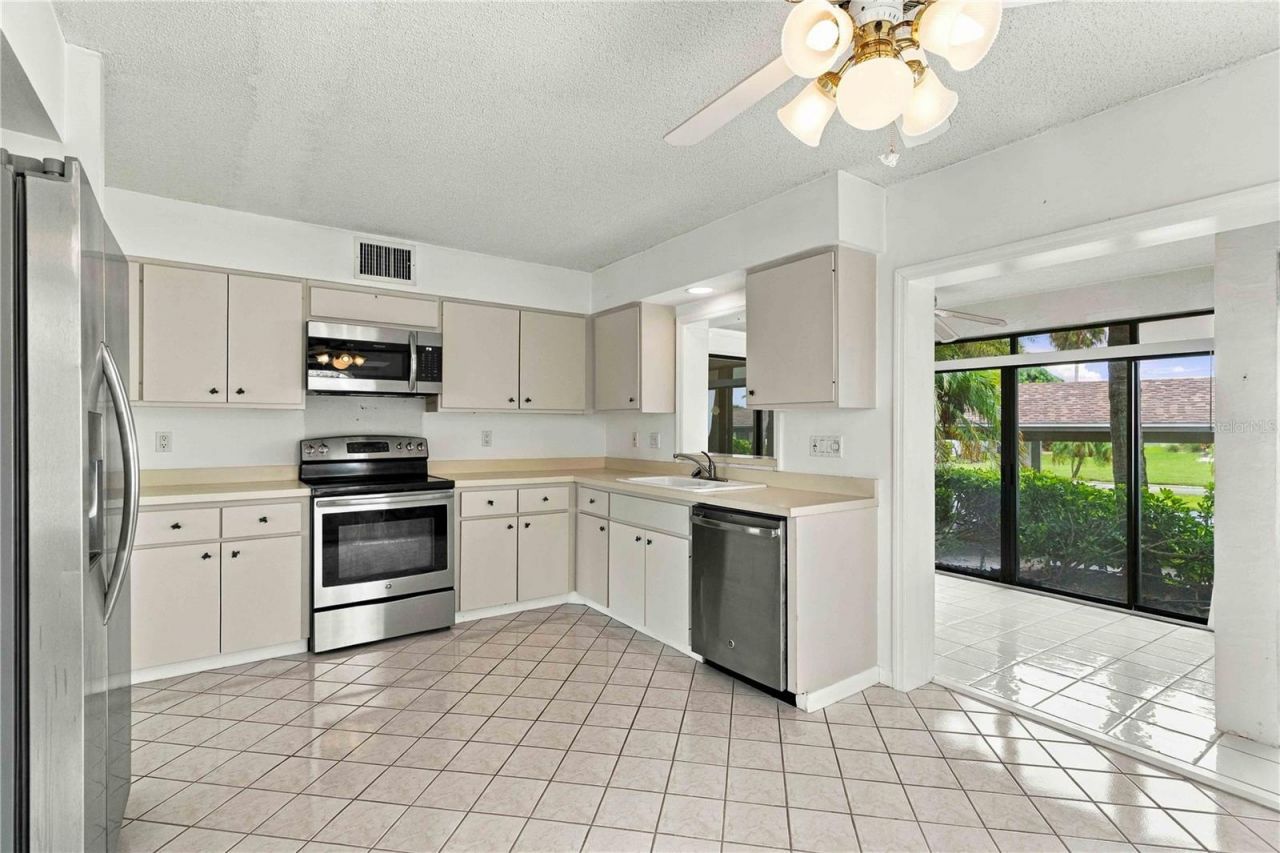 8734 54th Avenue W, Unit 8734, Bradenton, FL 34210 Photo