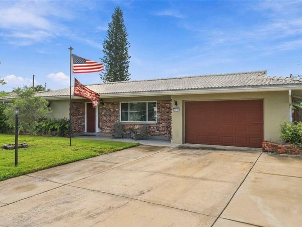 12120 81ST AVENUE , SEMINOLE, FL 33772