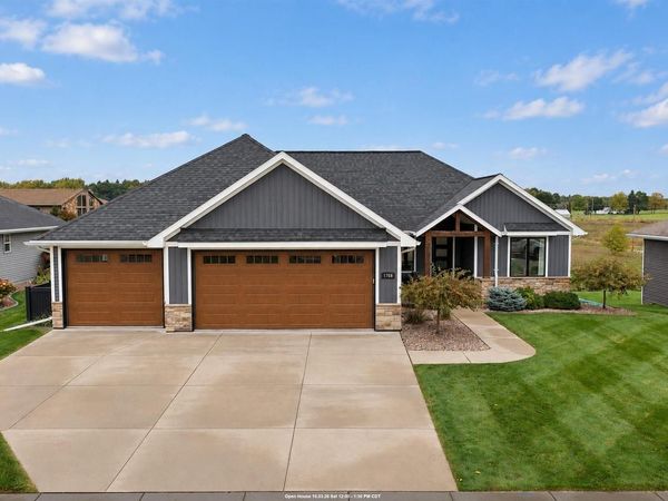1768 STEINER LANE, Green Bay, WI 54313