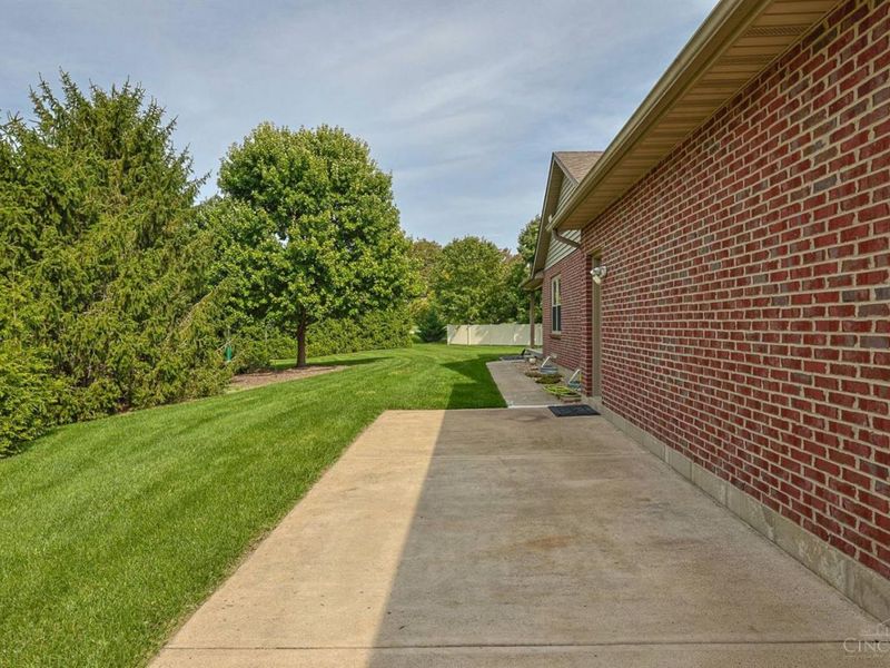5984 Tyler Point Drive, Fairfield, OH 45011 Photo 43