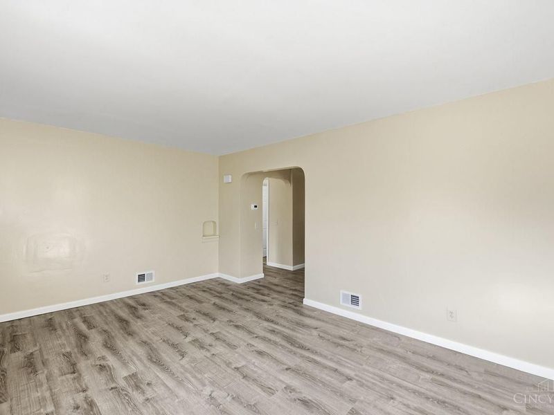 555 Greenwell Avenue, Delhi Township, OH 45238 Photo 13