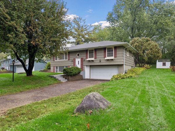 5603 Woodland Road , Minnetonka, MN 55345