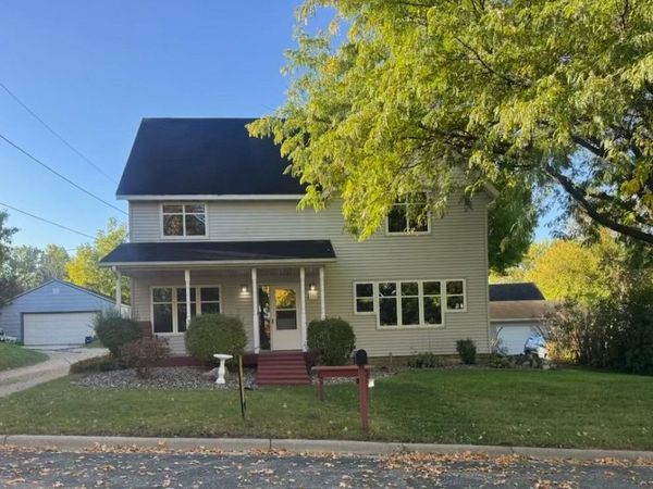 131 E 7th Street, Zumbrota, MN 55992