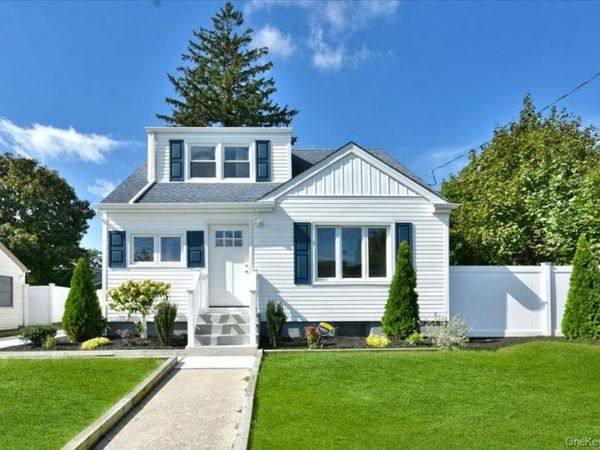 11 Grant Street, Roosevelt, NY 11575