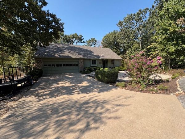 3 Dalry Lane, Bella Vista, AR 72715