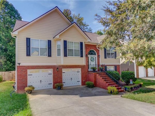 244 Adams Lake Drive , Lawrenceville, GA 30046