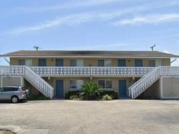 560 NE 46th Street, Unit 2, Boca Raton, FL 33431