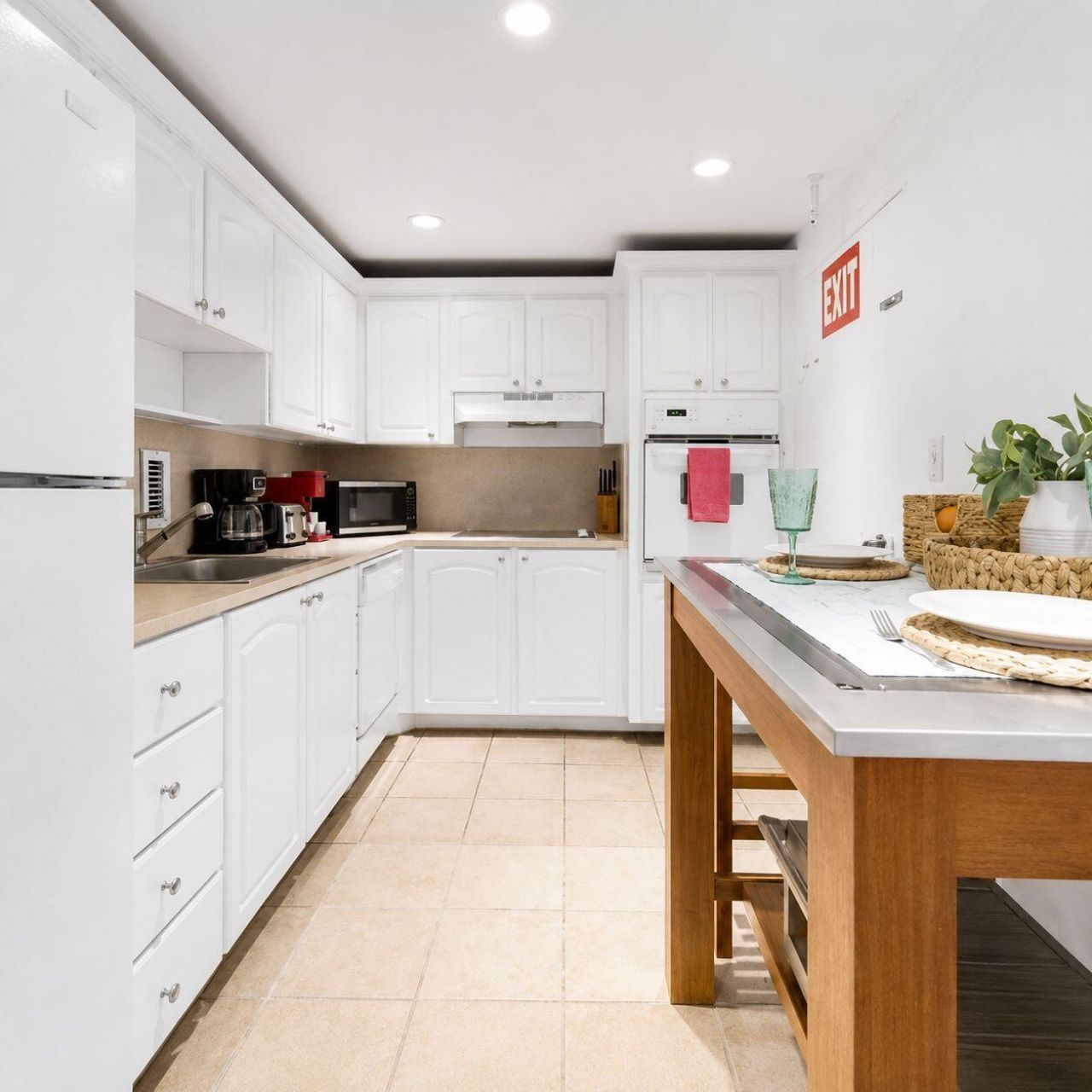 3801 S Ocean Drive, Unit 4Y, Hollywood, FL 33019 Photo