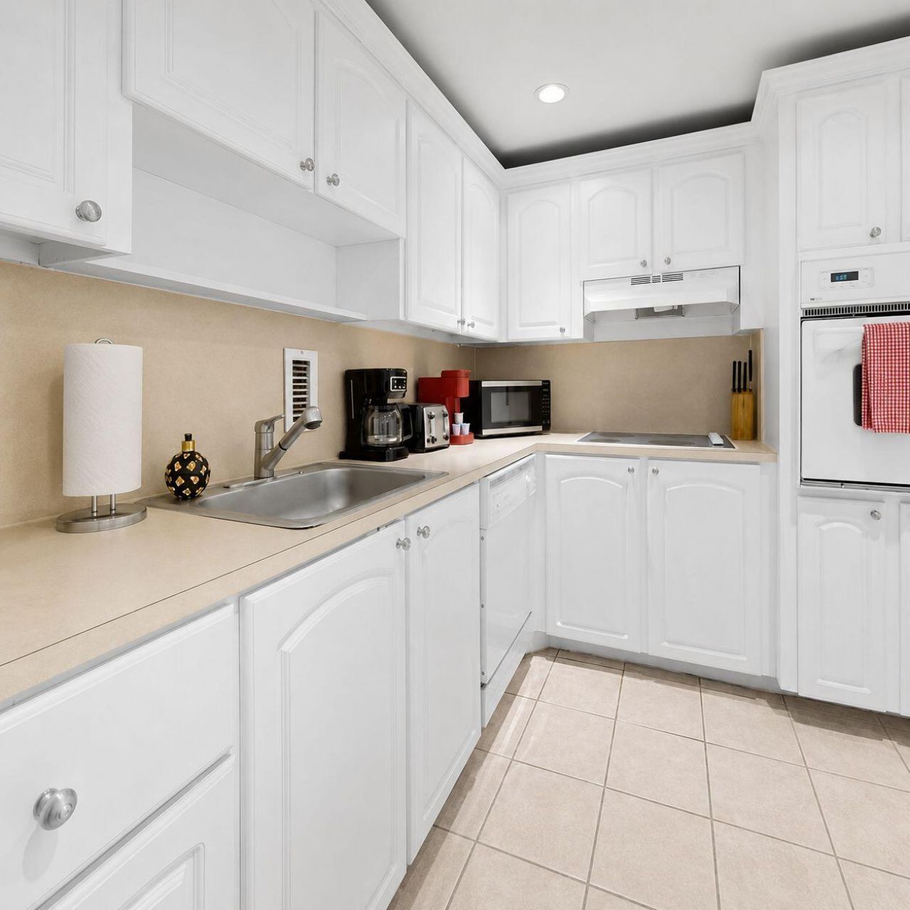 3801 S Ocean Drive, Unit 4Y, Hollywood, FL 33019 Photo