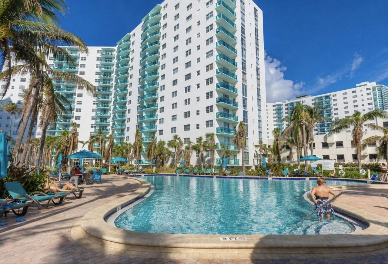 3801 S Ocean Drive, Unit 4Y, Hollywood, FL 33019 Photo