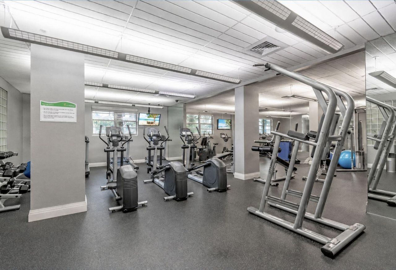 3801 S Ocean Drive, Unit 4Y, Hollywood, FL 33019 Photo