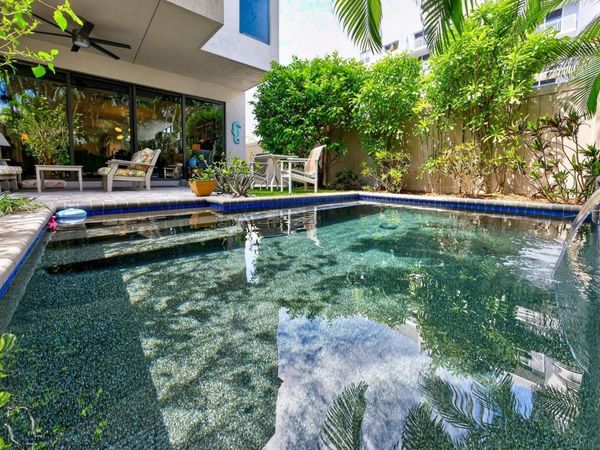 930 NE 16th Avenue, Fort Lauderdale, FL 33304